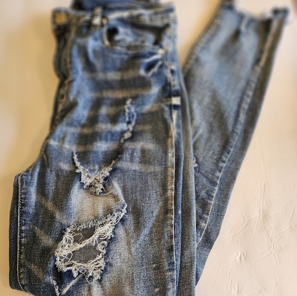 Distressed Blue Jeans - Picture 1 of 4